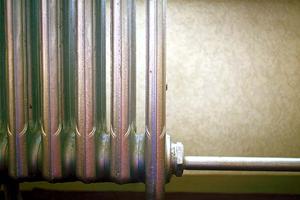 荷役作業の効率化と安全性向上を実現！パワーリフター導入のメリットと選び方